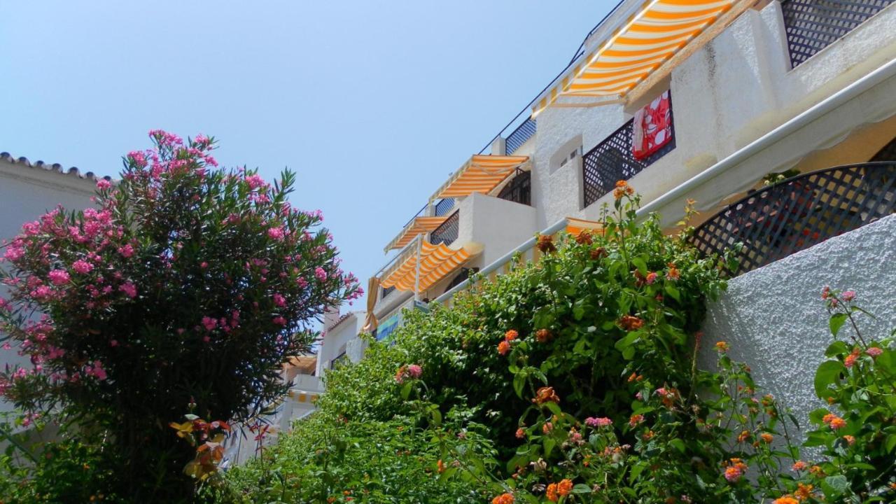 Apartment Verano Azul Nerja Zimmer foto